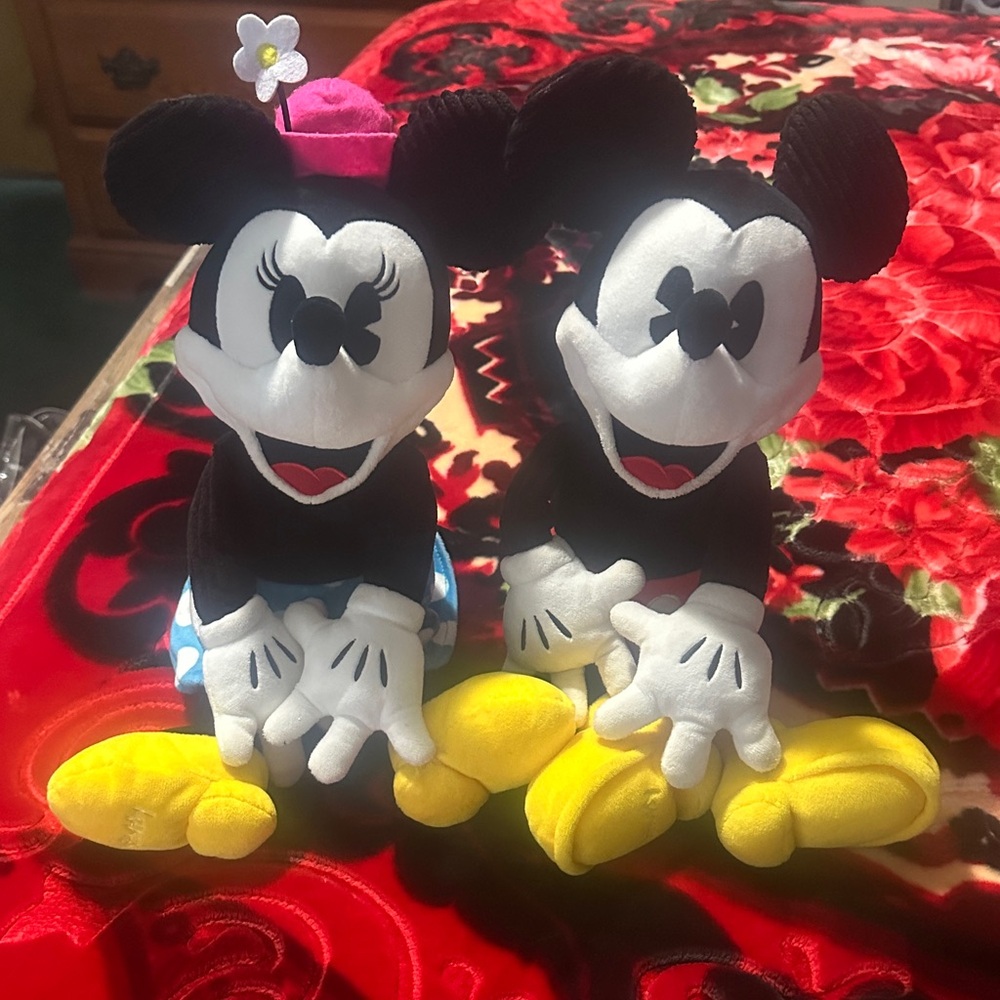 Scentsy Minnie and Mickey Buddy Plush